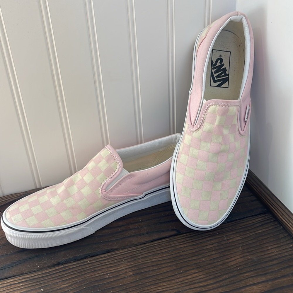 New Vans Rose Pink Classic Slip-On Sneakers - Picture 7 of 7